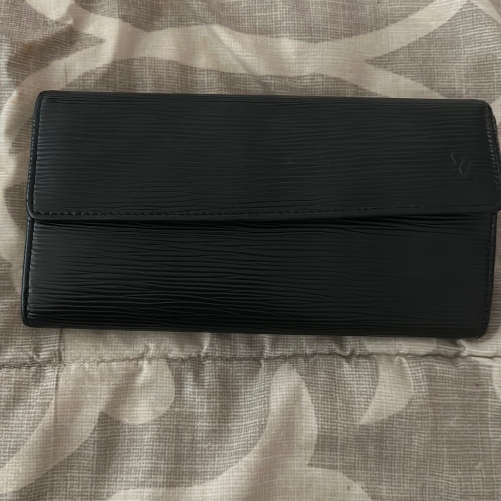 Authentic Black Epi Louis Vuitton leather wallet